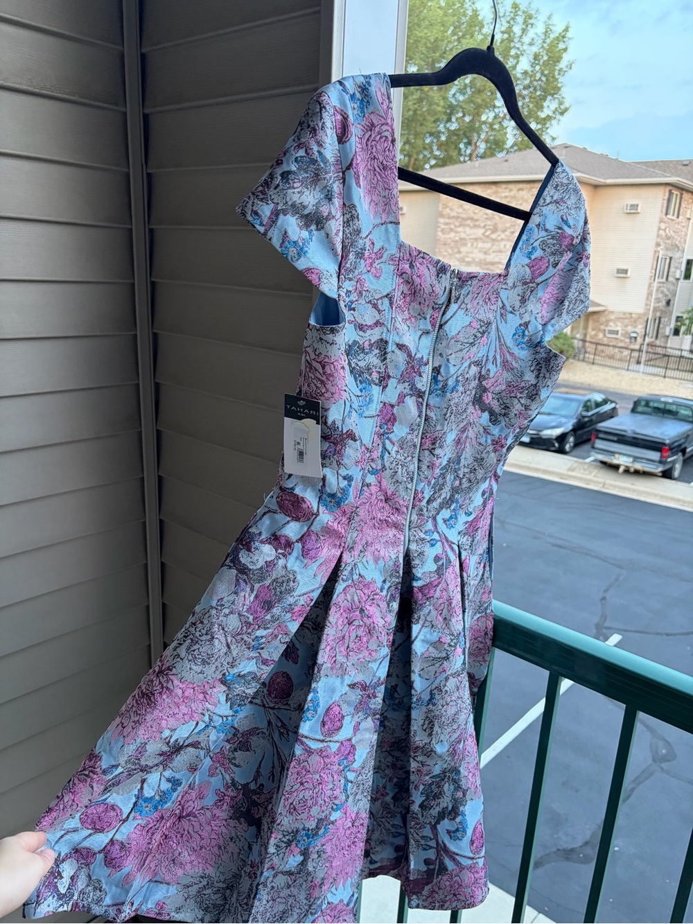 🆕💗🦋Tahari ASL Size 8 Blue Floral Brocade Fit & Flare Cocktail Dress Party Prom - Picture 7 of 17